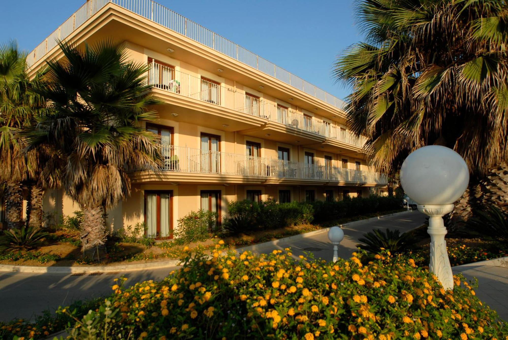 Dioscuri Bay Palace San Leone Exteriér fotografie